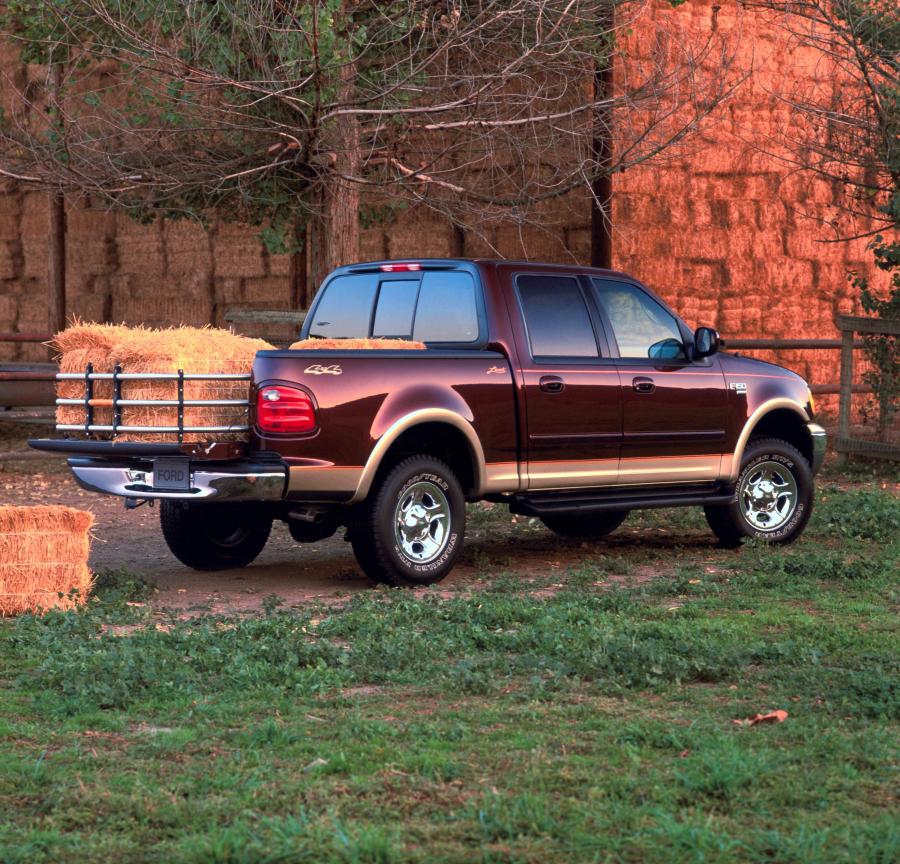  Ford F-150 SuperCrew Cab 2001 года  (фото 27 из 96)